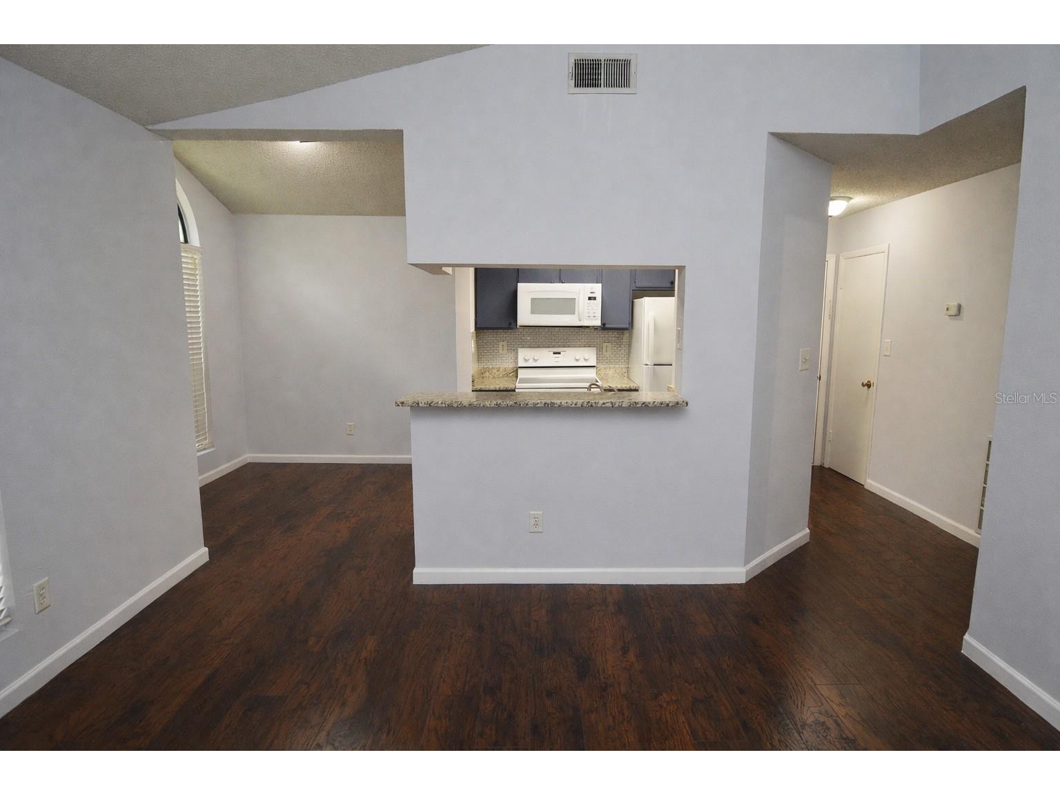 8635 Mallard Reserve Drive #201 Tampa FL 33614 TB8498565 image8