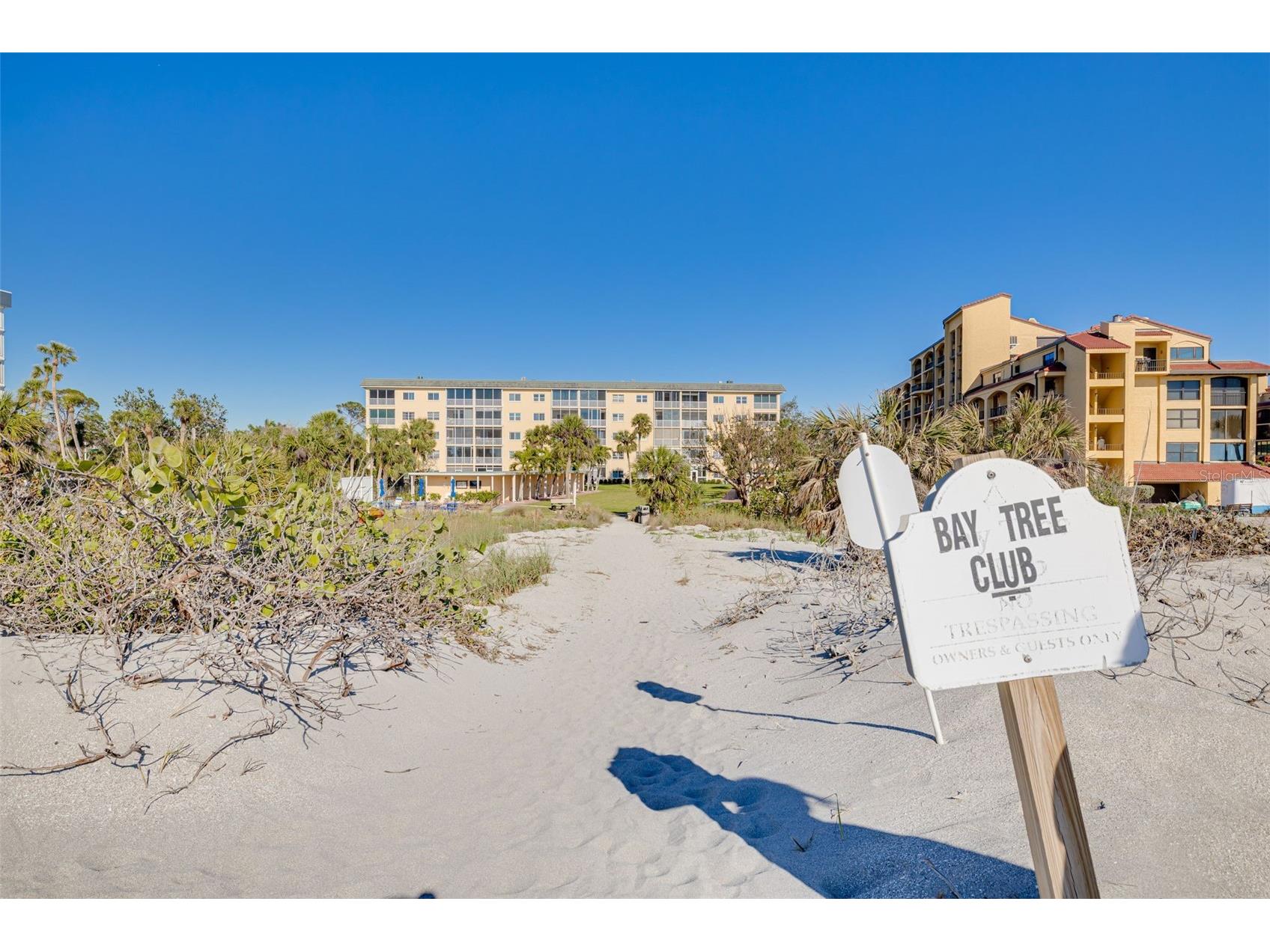 8635 Midnight Pass Road #201C Sarasota FL 34242 A4688472 image39