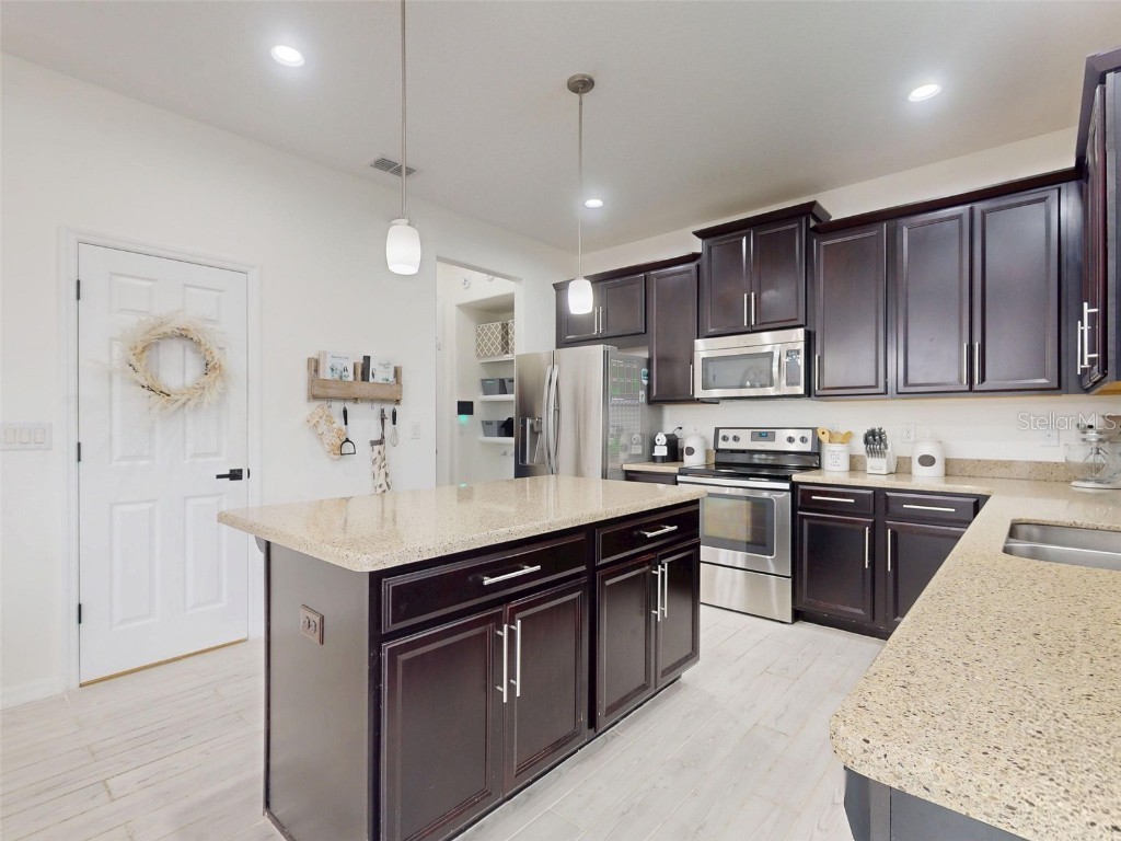 8635 Tallfield Avenue Orlando FL 32832 S5126744 image26