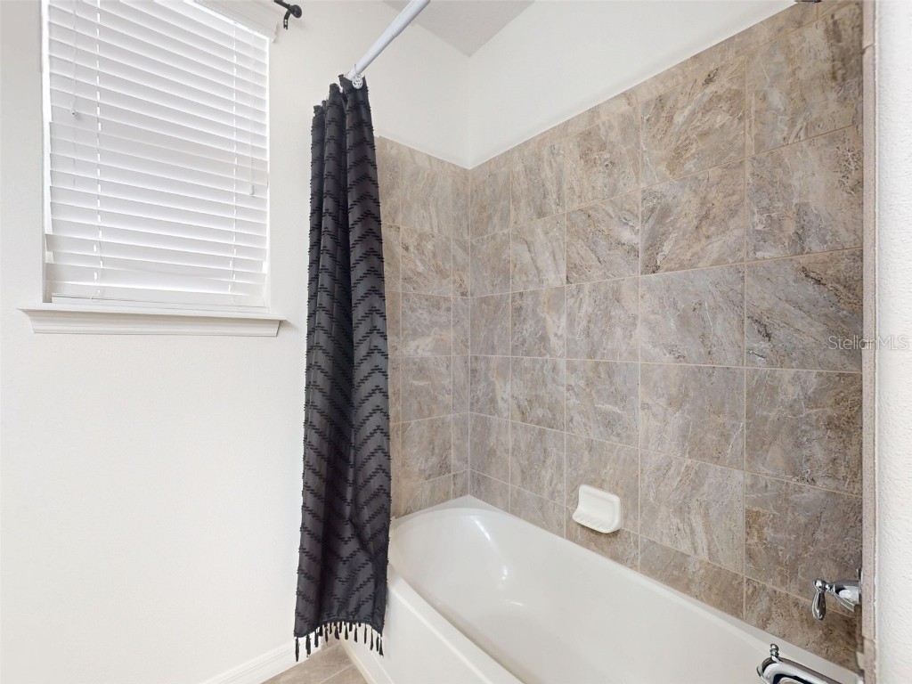 8635 Tallfield Avenue Orlando FL 32832 S5126744 image44