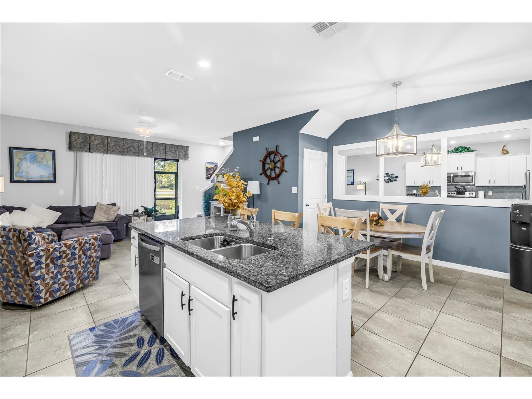 8637 Daydream Street Sarasota FL 34238 TB8449918 image18