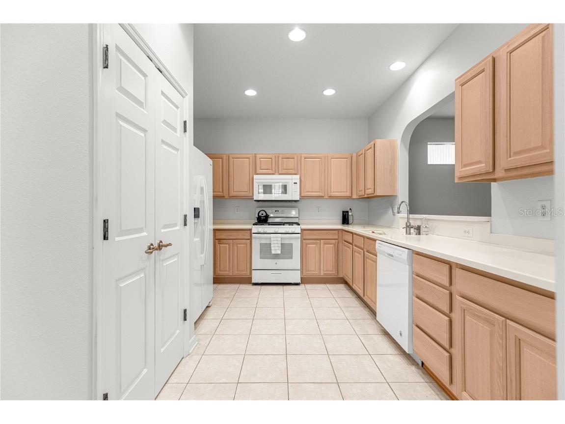 8637 SW 88th Loop Ocala FL 34481 OM715985 image14