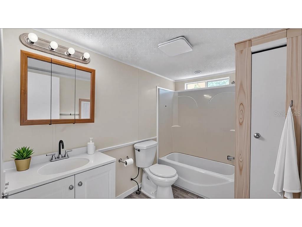 8638 Gibson Oaks Drive Lakeland FL 33809 L4951616 image23