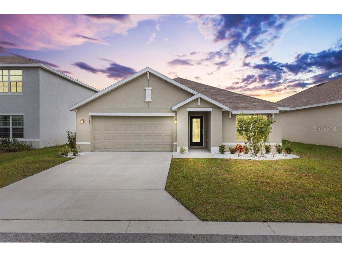 8638 Triumph Circle Wildwood FL 34785 TB8342447 image1