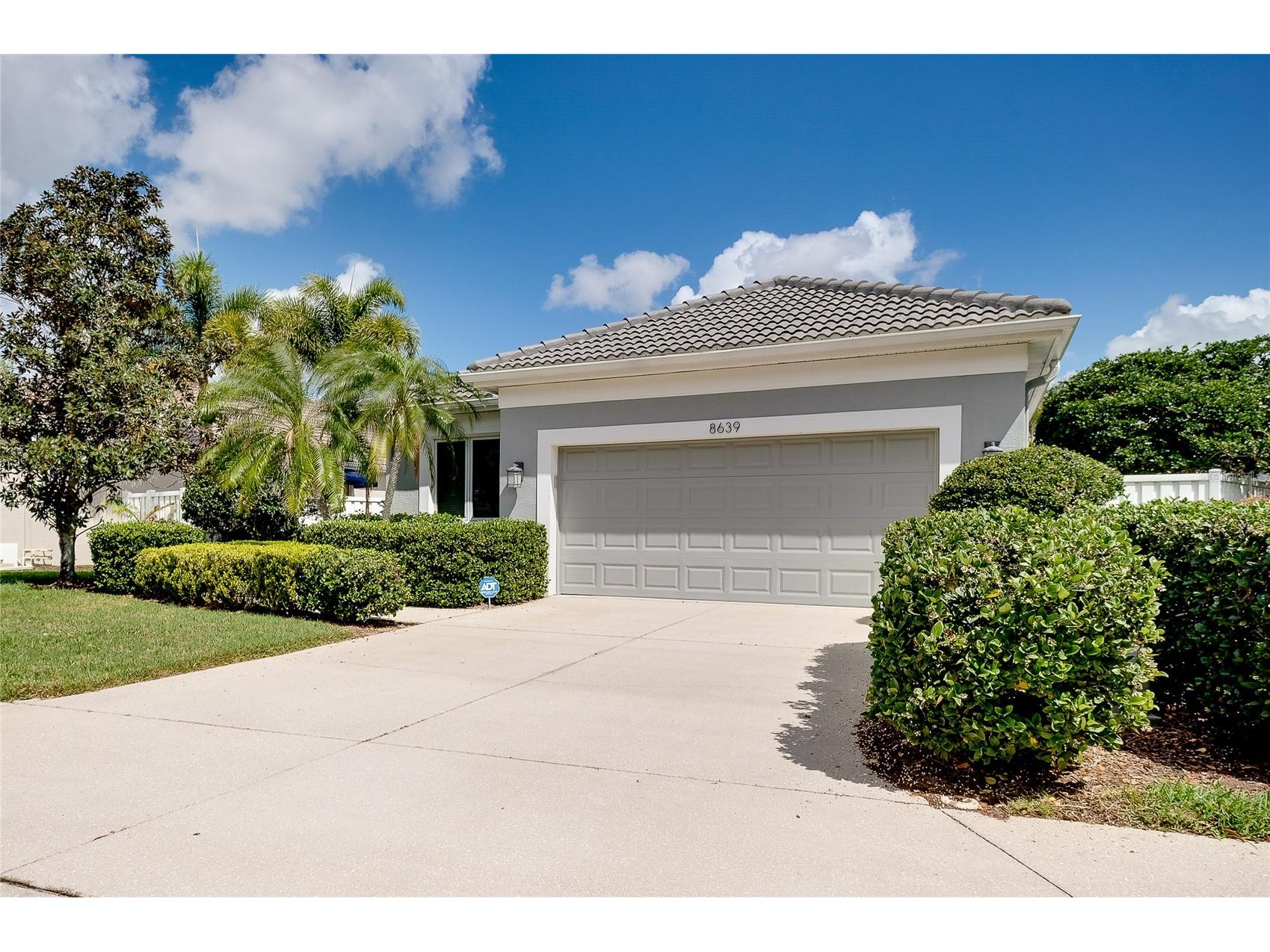 8639 54th Avenue Circle E Bradenton FL 34211 A4685048 image2