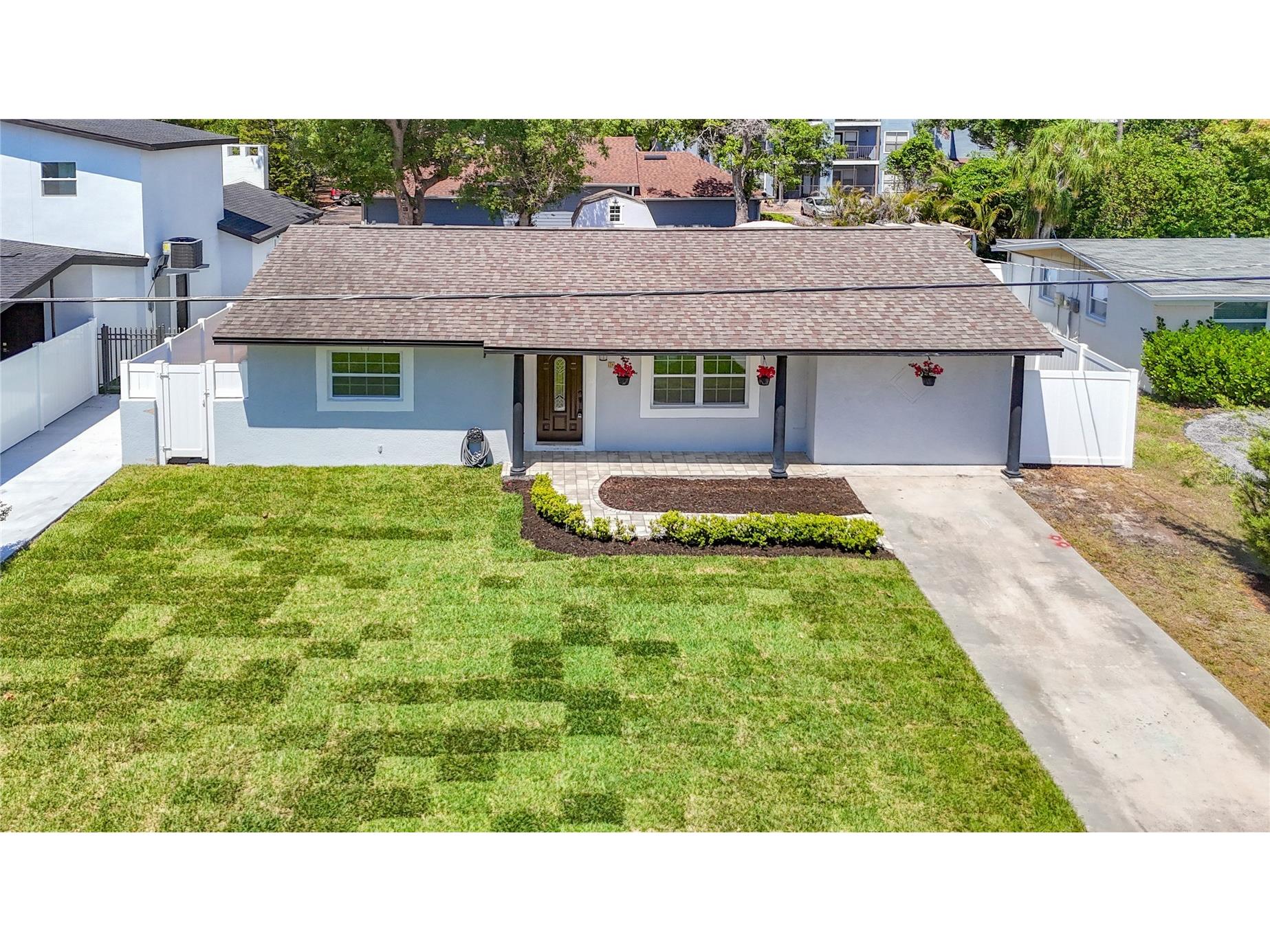 8639 May Circle Tampa FL 33614 TB8502339 image1