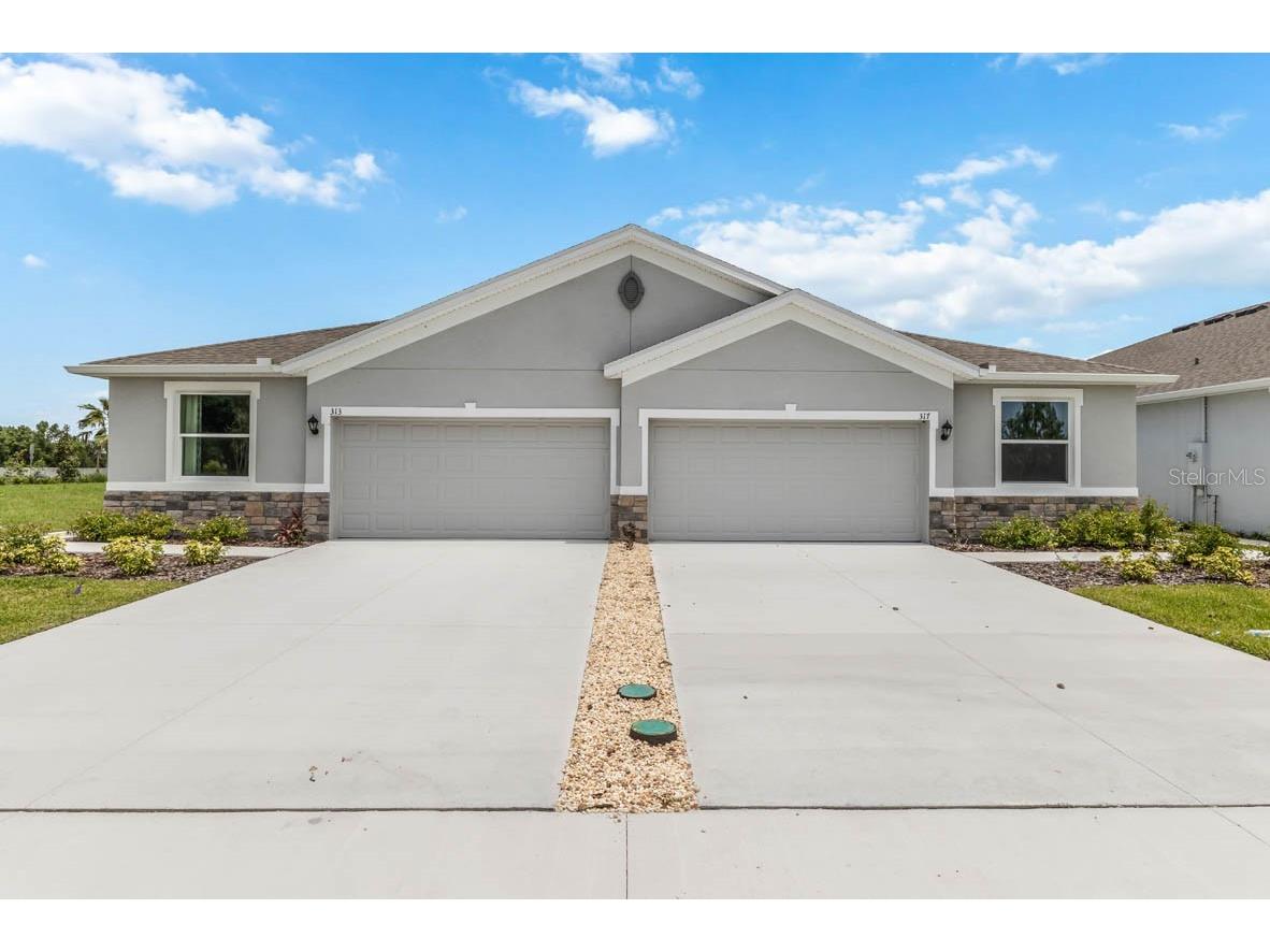 864 157th Court E Bradenton FL 34212 A4679418 image1
