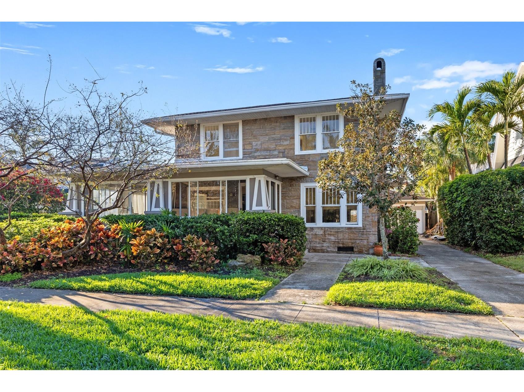864 15th Avenue NE Saint Petersburg FL 33704 TB8357805 image1