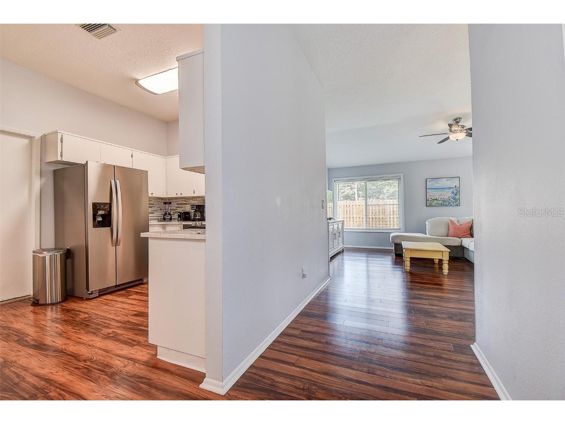 864 Franklin Circle Palm Harbor FL 34683 TB8425253 image3