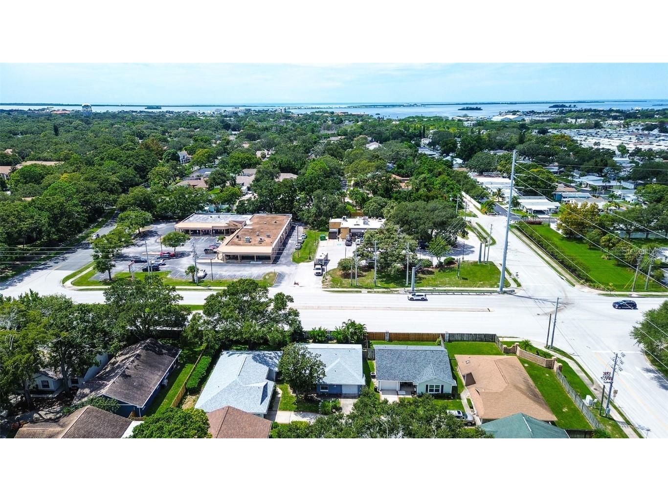 864 Franklin Circle Palm Harbor FL 34683 TB8425253 image30