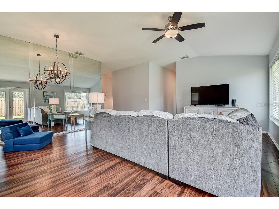 864 Franklin Circle Palm Harbor FL 34683 TB8425253 image6