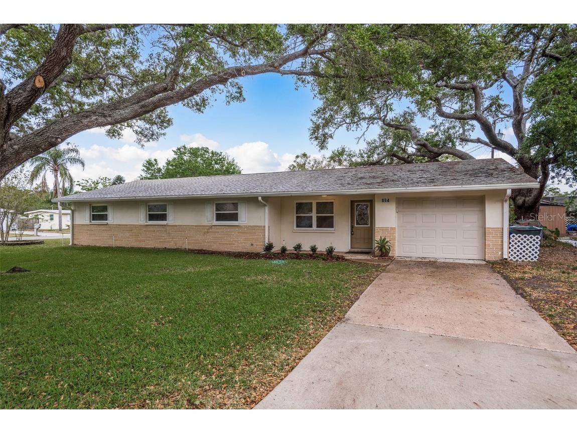 864 Lyndhurst Street Dunedin FL 34698 U8195892 image1