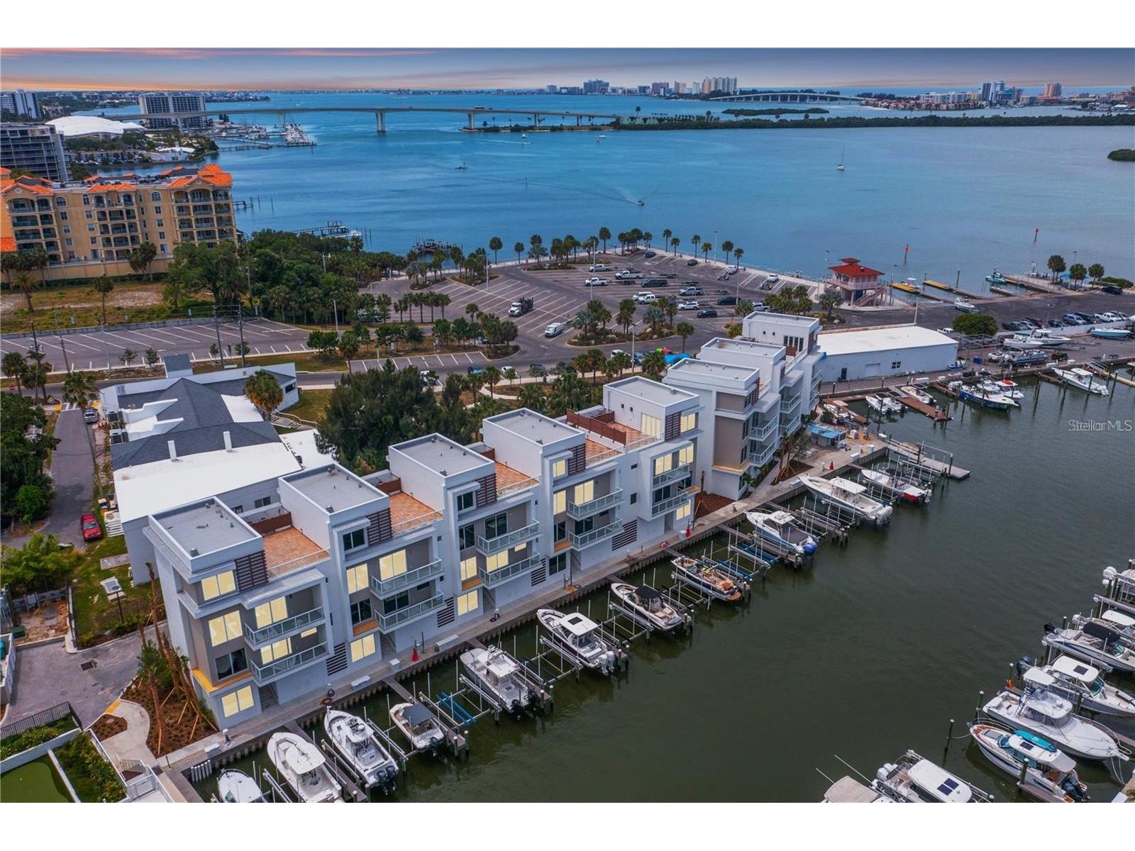 864 N Osceola Ave Clearwater FL 33755 TB8456435 image1