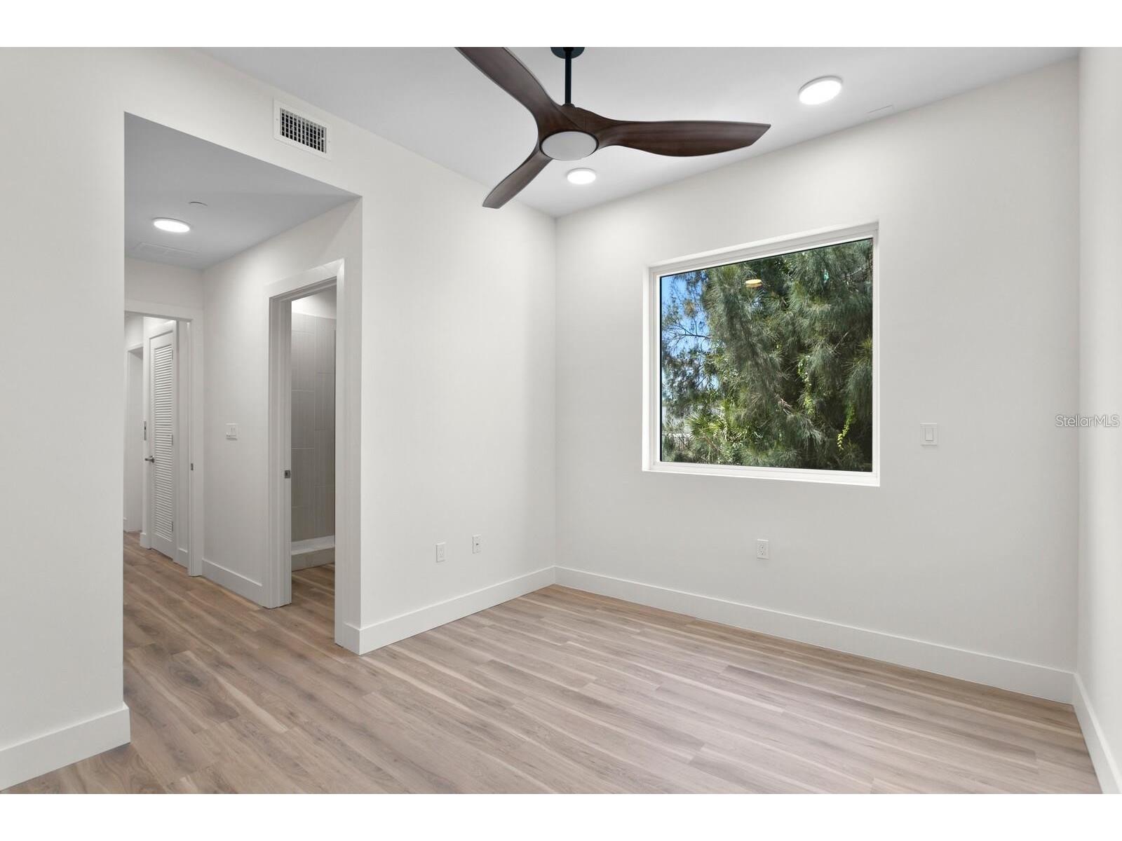 864 N Osceola Ave Clearwater FL 33755 TB8456435 image39