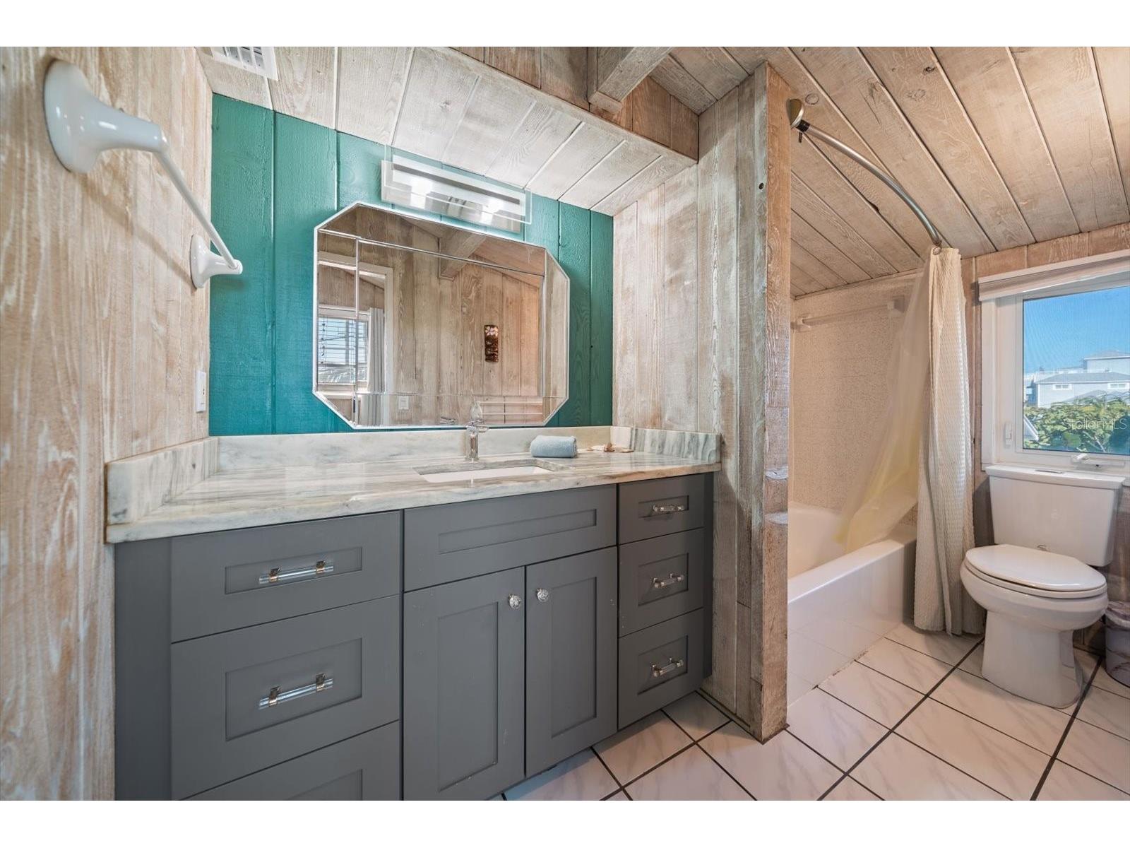 8640 W Gulf Boulevard Treasure Island FL 33706 - GULF OF MEXICO TB8469911 image37