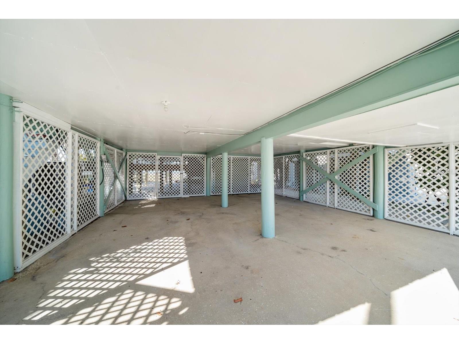 8640 W Gulf Boulevard Treasure Island FL 33706 - GULF OF MEXICO TB8469911 image43