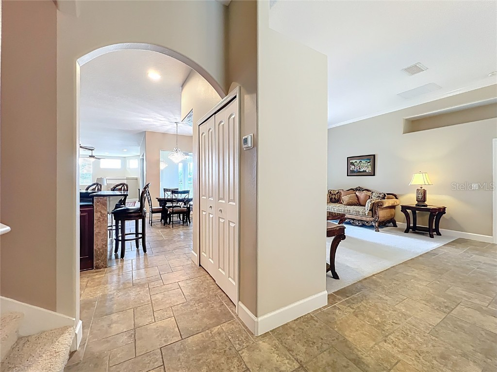 8640 Warwick Shore Crossing Orlando FL 32829 O6334336 image12