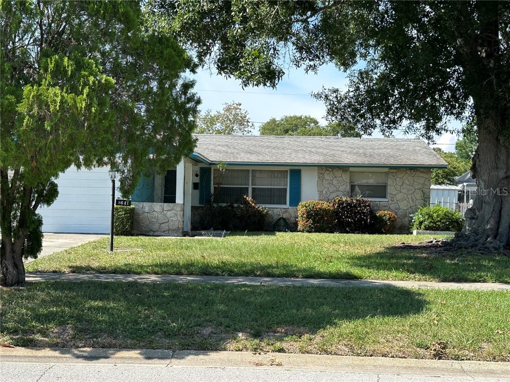 8641 Lantana Drive Seminole FL 33777 T3456788 image1