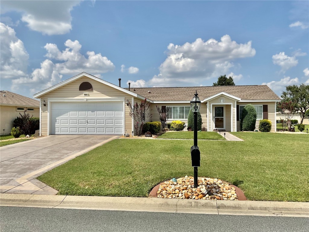 8641 SE 137 Th Loop Summerfield FL 34491 OM663347 image1