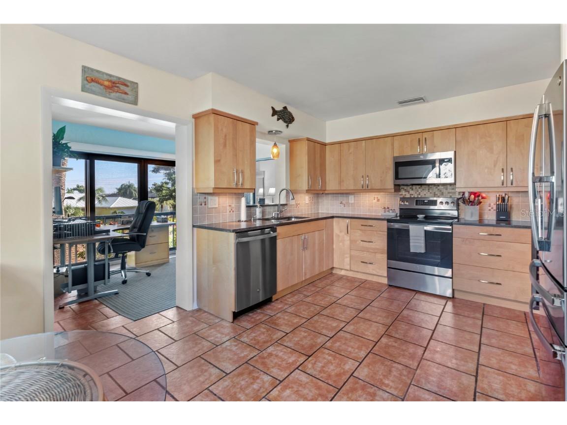 8642 54th Avenue W #23 Bradenton FL 34210 A4667065 image29