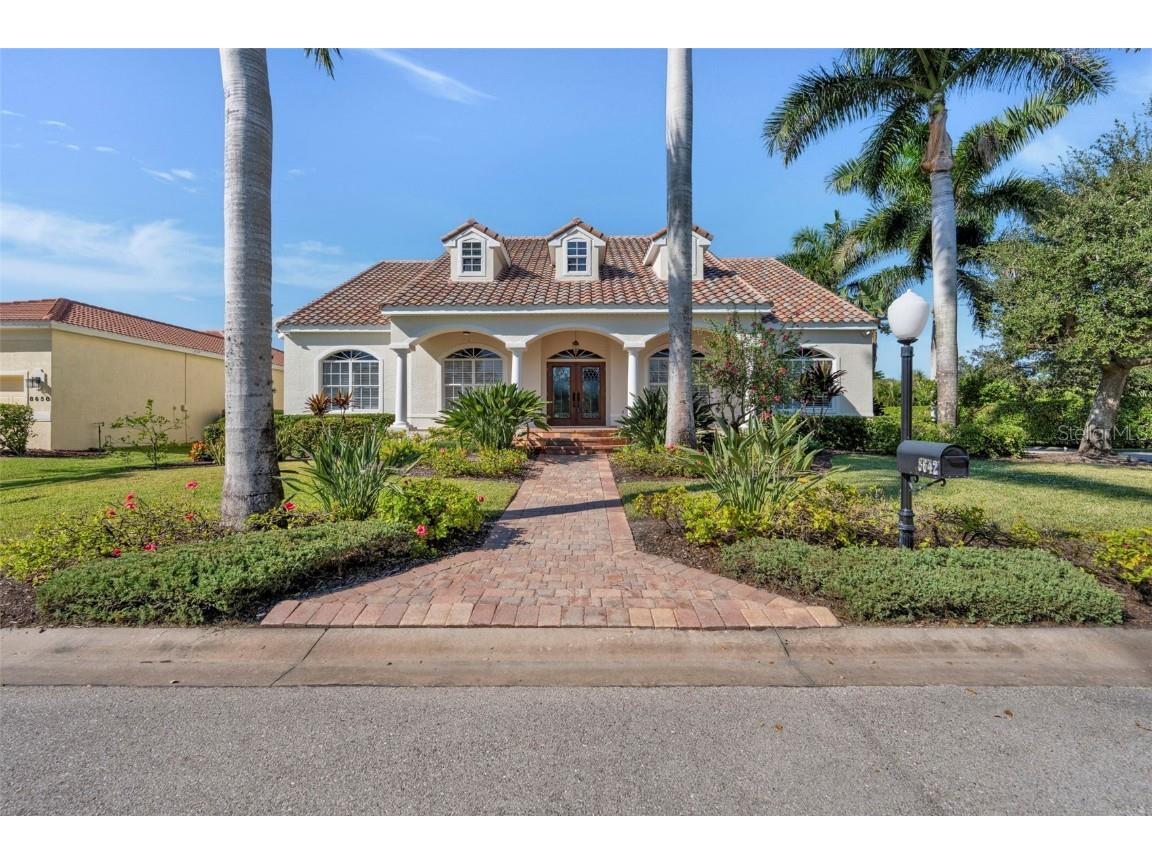 8642 S Lake Circle Fort Myers FL 33908 C7518154 image1