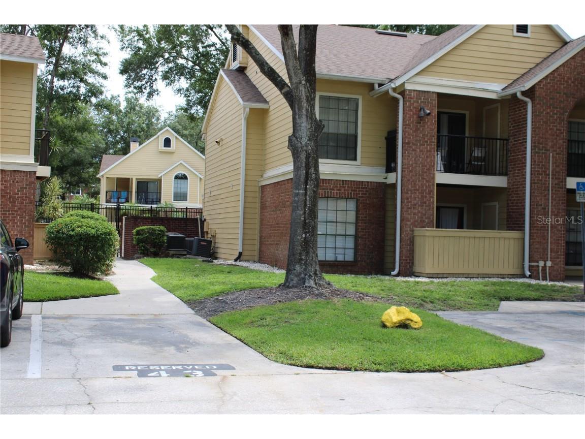 8643 Mallard Reserve Dr #204 Tampa FL 33614 T3542622 image6