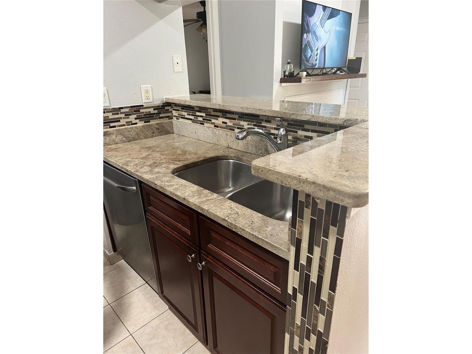 8643 Mallard Reserve Drive #202 Tampa FL 33614 TB8499812 image4