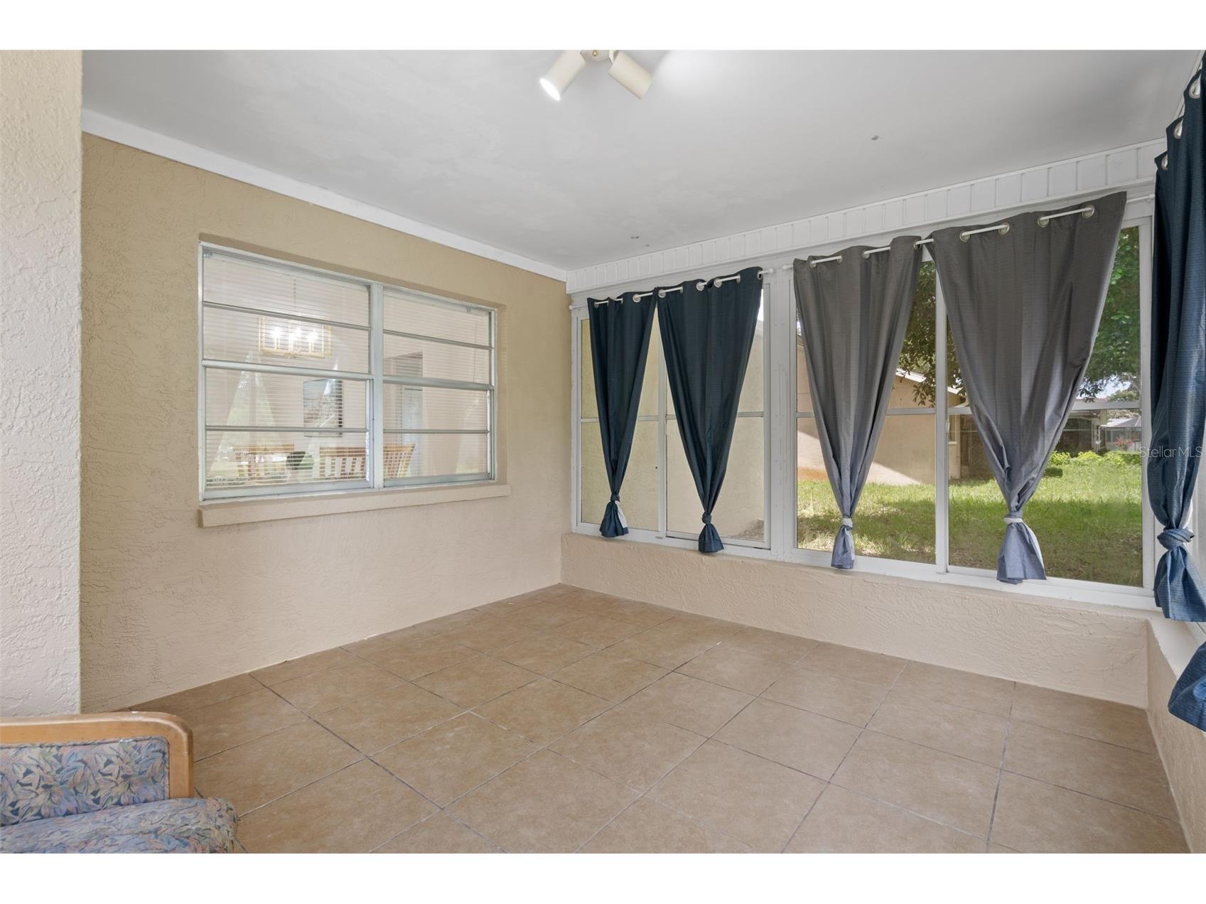 8643 Woodbridge Dr New Port Richey FL 34655 W7887402 image20