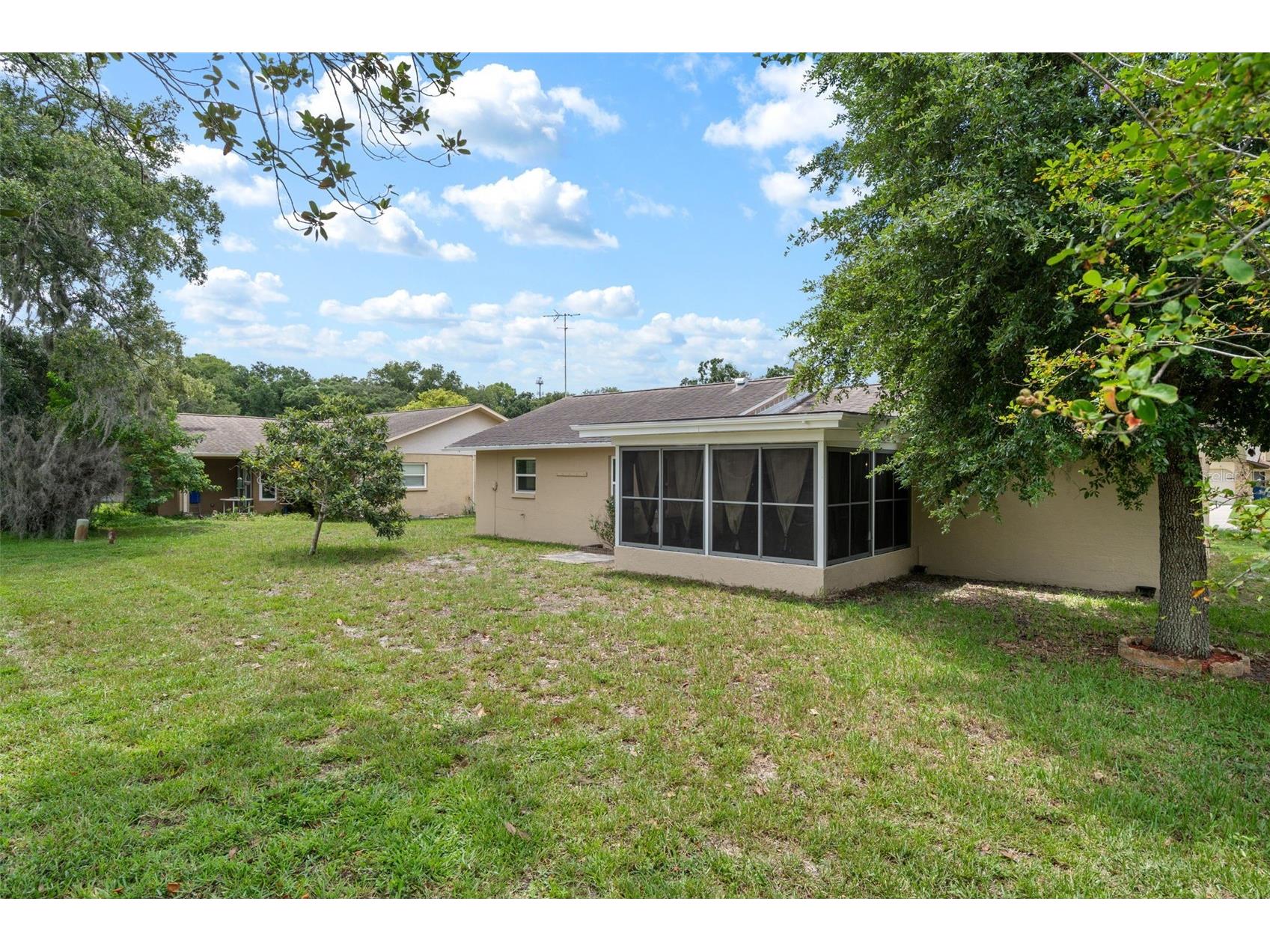 8643 Woodbridge Dr New Port Richey FL 34655 W7887402 image22