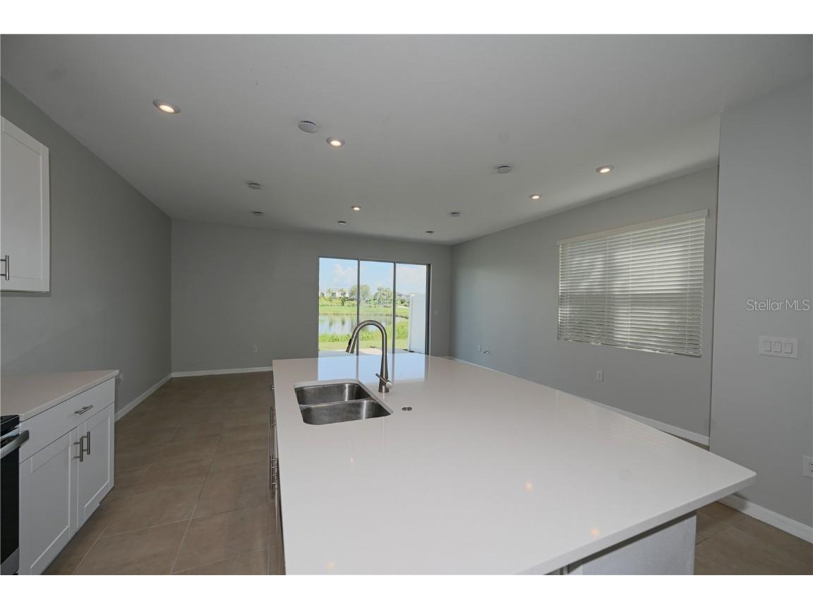 8644 Lunar Skye Street Sarasota FL 34241 A4663649 image4