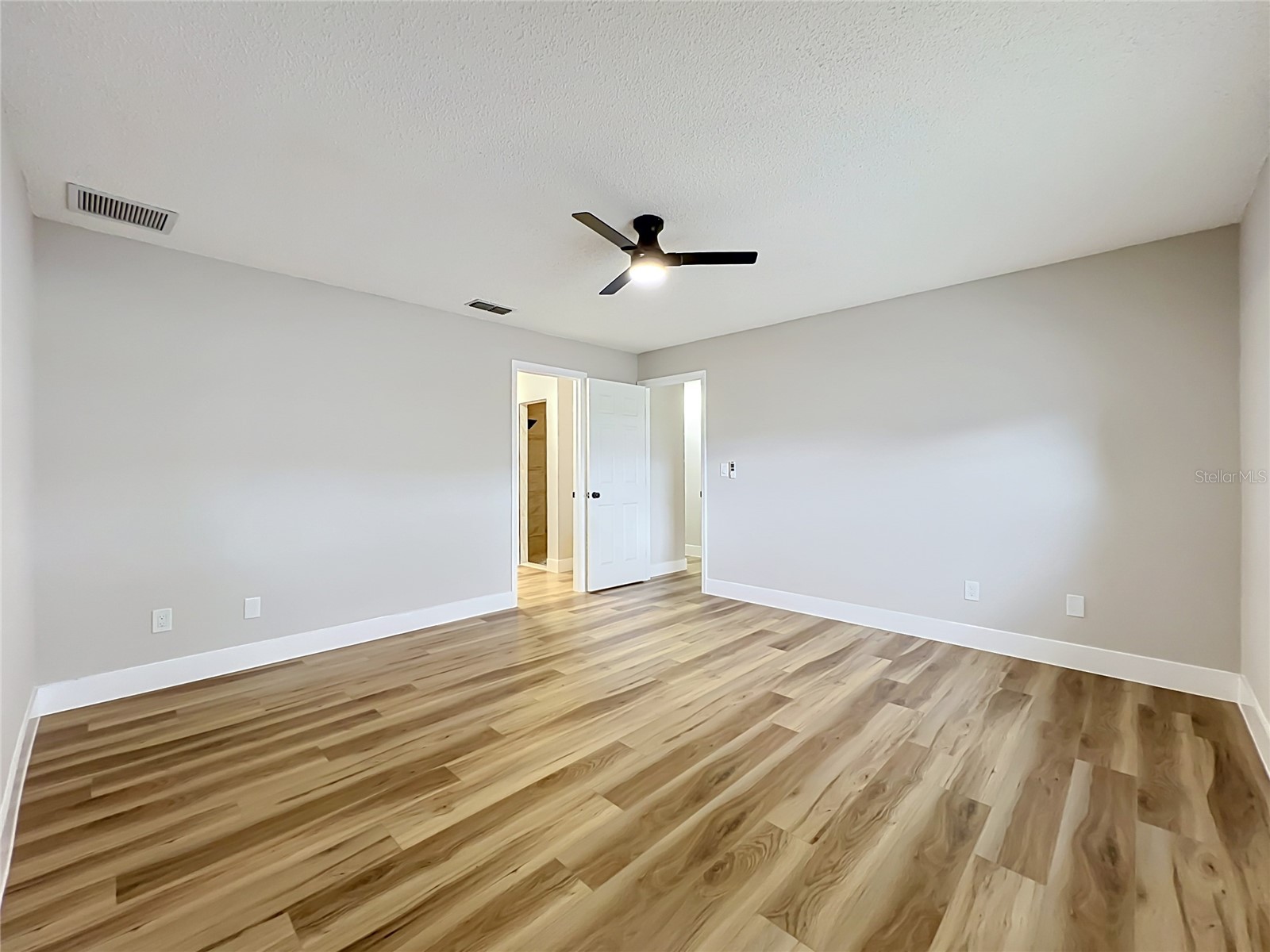 8646 Park Highland Drive Orlando FL 32818 O6414241 image32