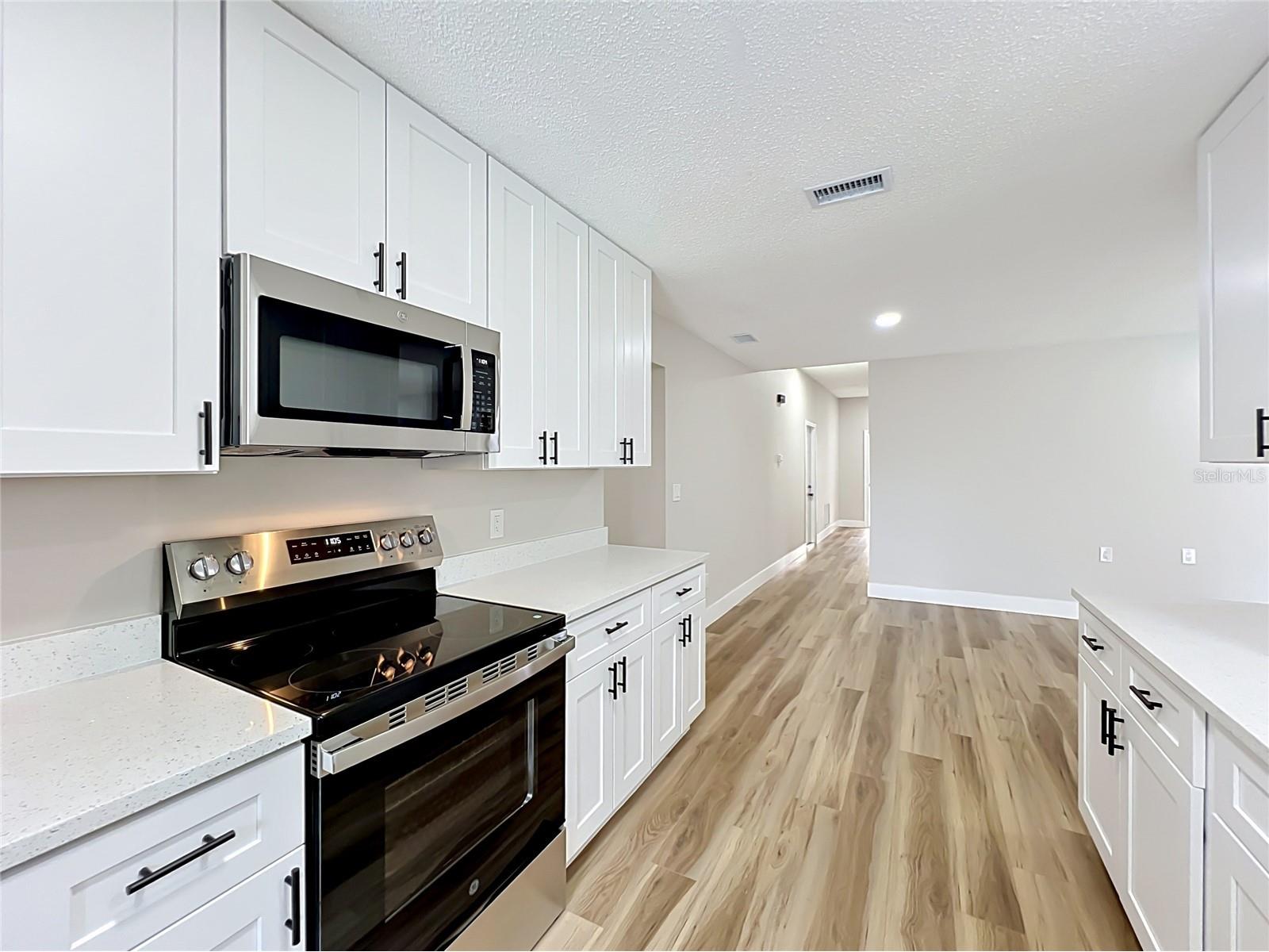 8646 Park Highland Drive Orlando FL 32818 O6414241 image35