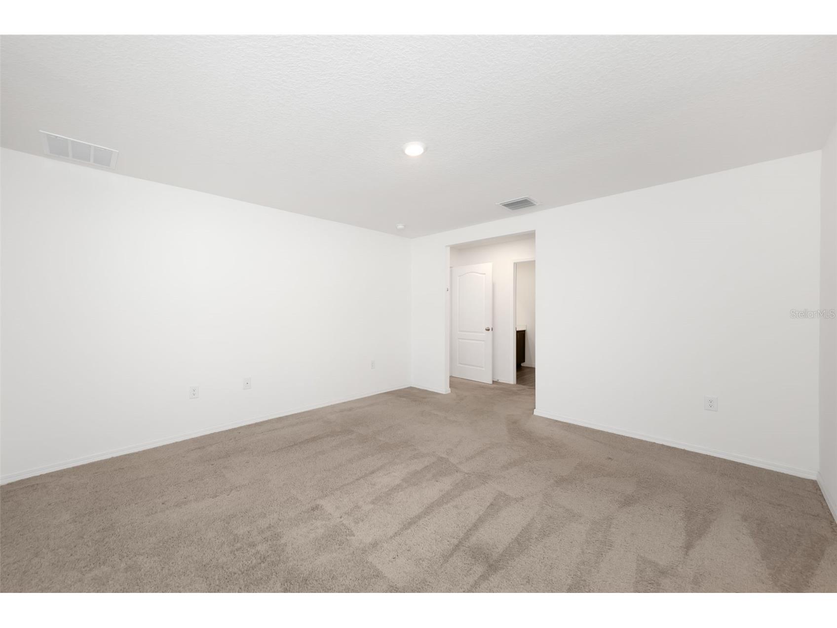 8646 Pinetop Ridge Lane Brooksville FL 34613 TB8464114 image17