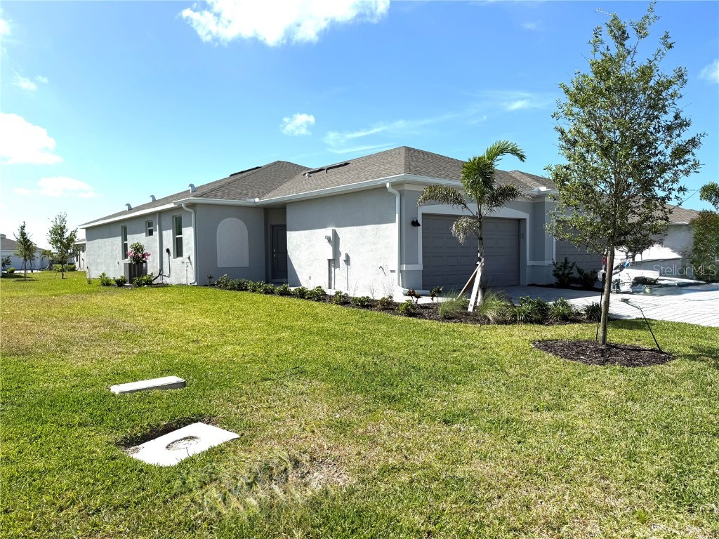 8646 Seasalt Loop Englewood FL 34224 C7508415 image1