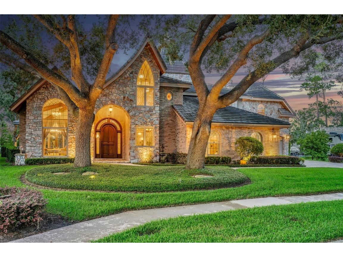 8649 Amber Oak Ct Orlando FL 32817 - LAKE BURKETT O6140076 image1