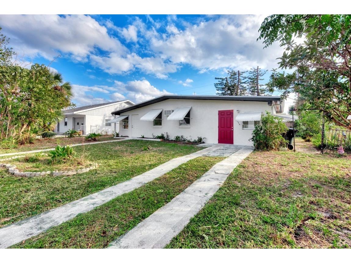 8649 Shumock Avenue North Port FL 34287 C7469259 image1