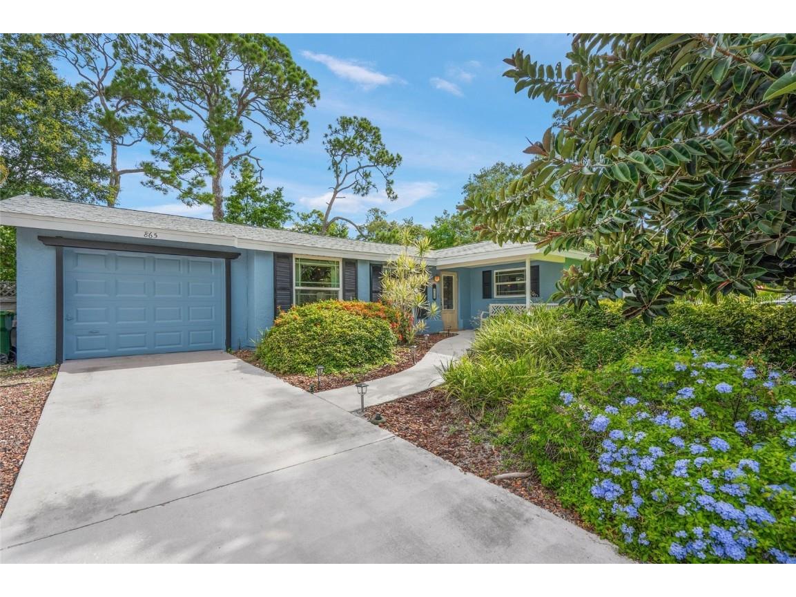 865 32nd Street Sarasota FL 34234 A4616930 image1