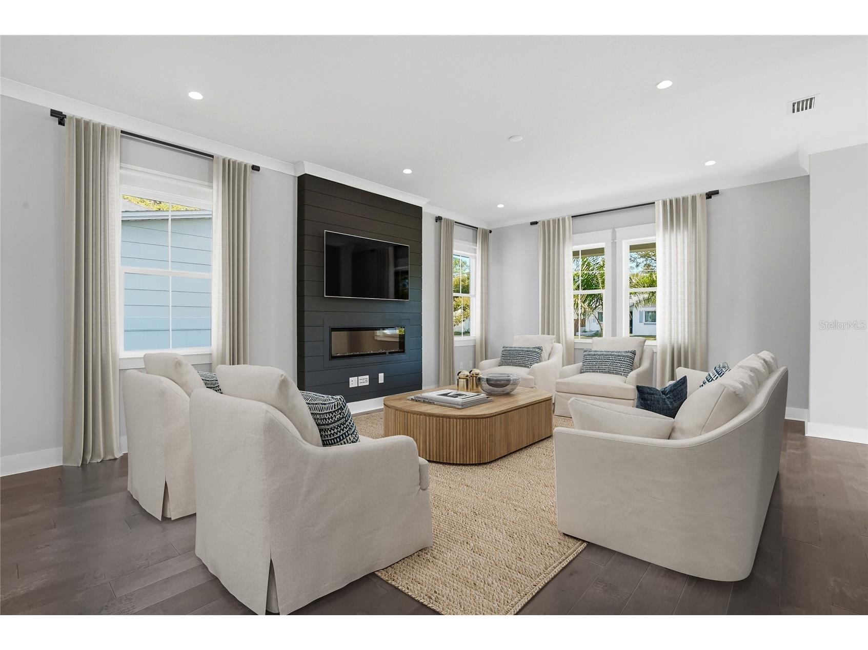 865 53rd Avenue N Saint Petersburg FL 33703 TB8485401 image3