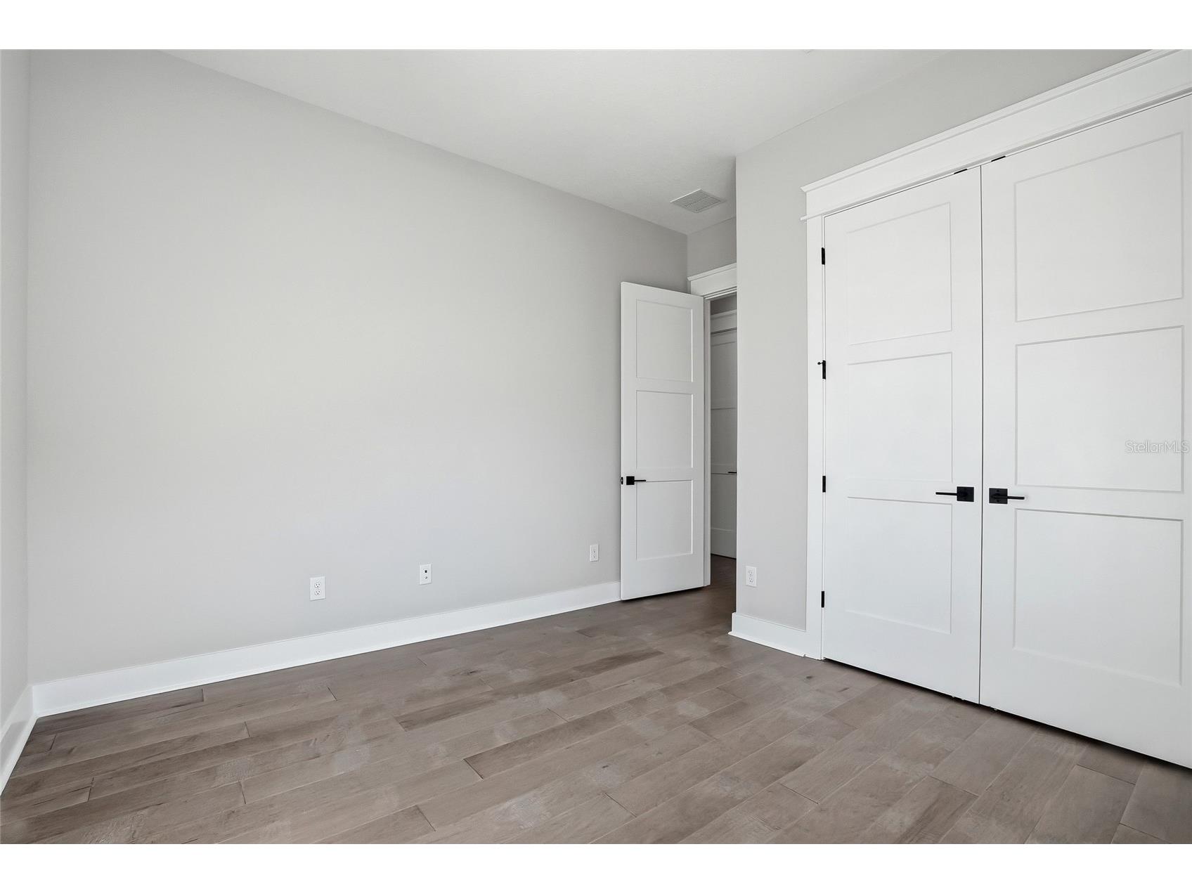 865 53rd Avenue N Saint Petersburg FL 33703 TB8485401 image35