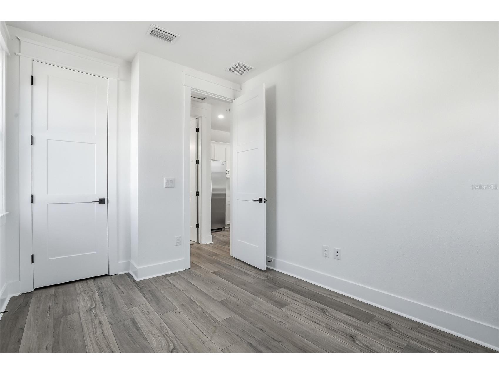 865 53rd Avenue N Saint Petersburg FL 33703 TB8485401 image55