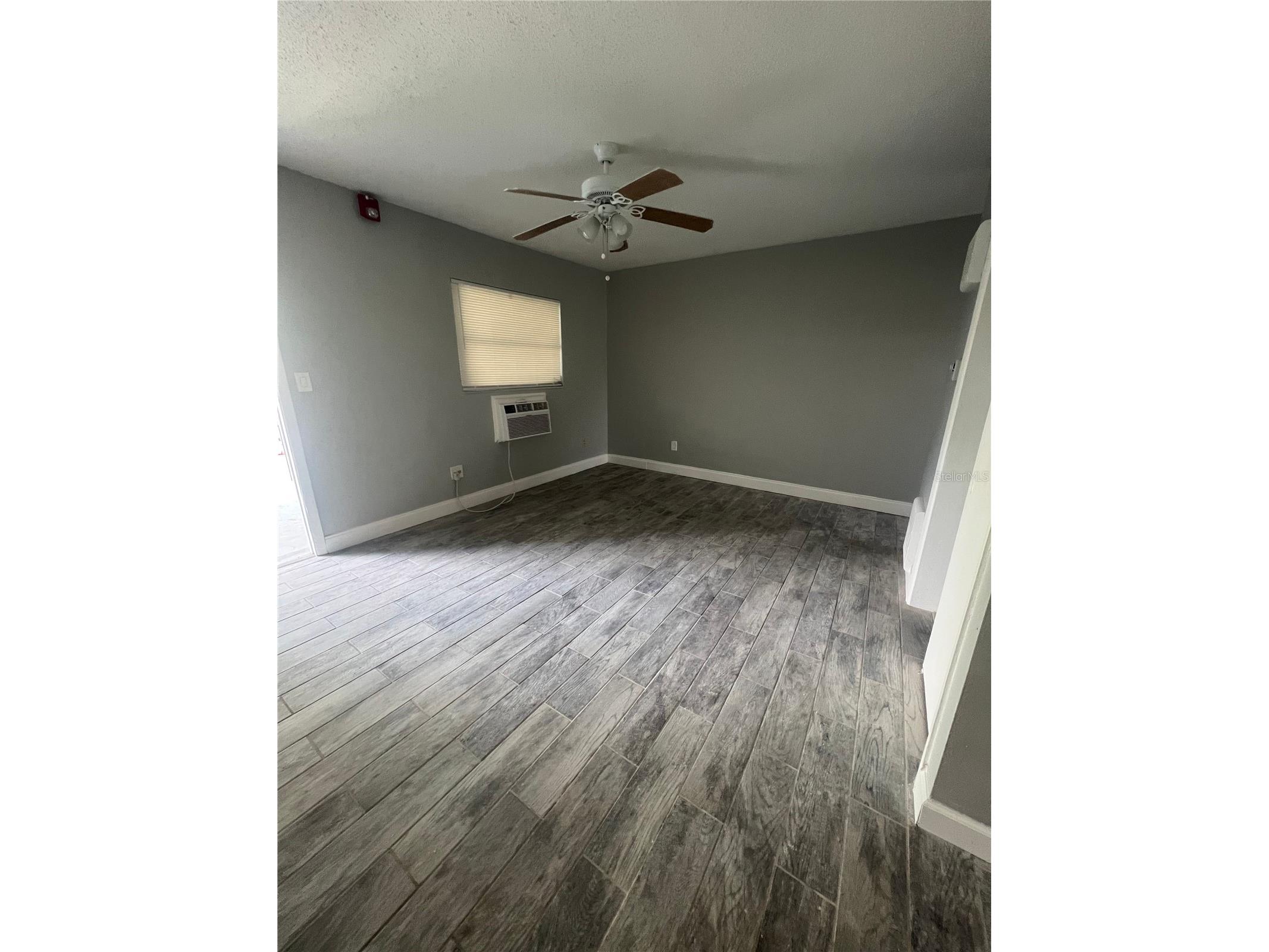 865 5th Avenue N #17 Saint Petersburg FL 33701 TB8494454 image5