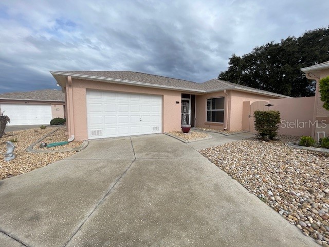 865 Rialto Road Lady Lake FL 32159 OM672213 image1