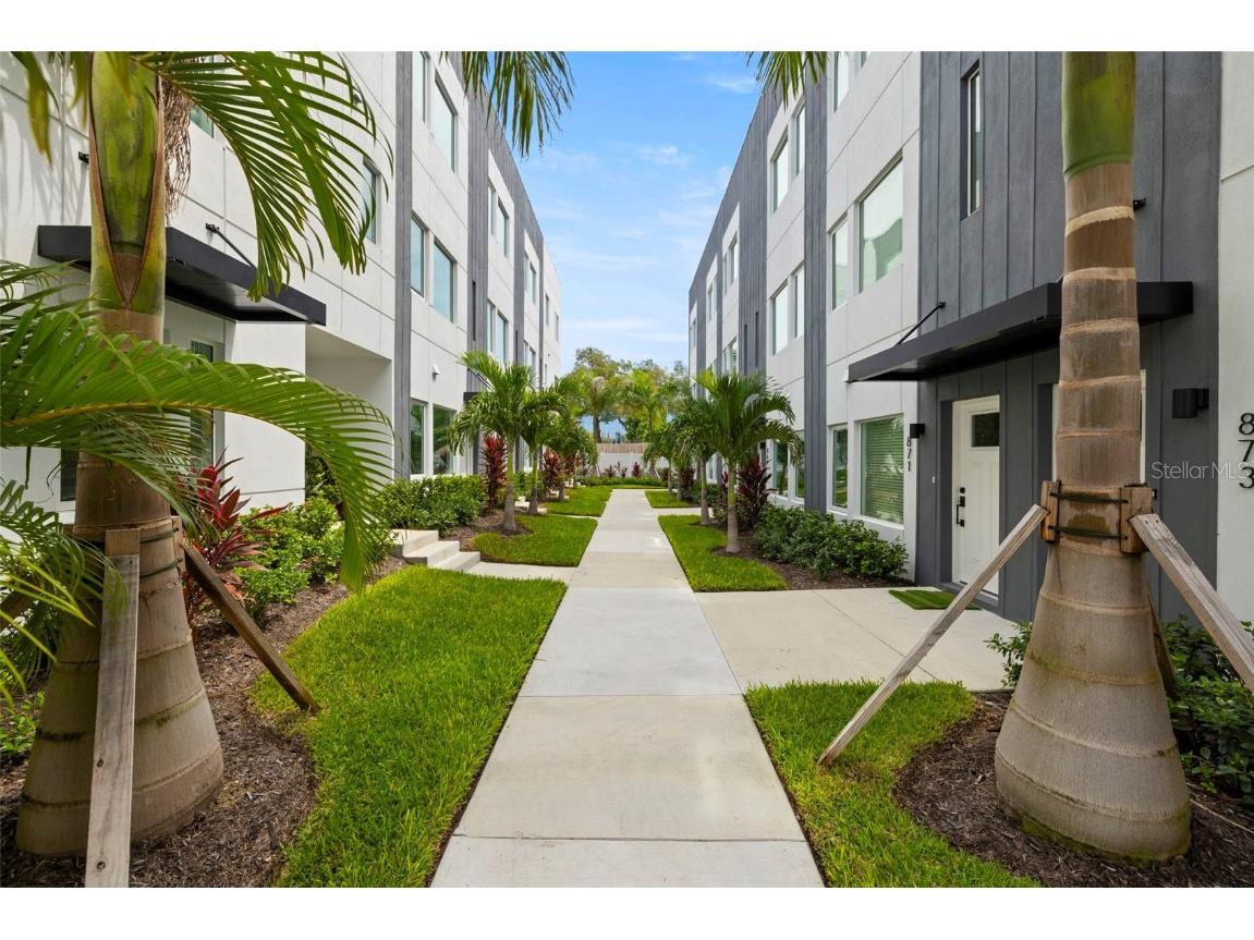 865 S 6 Avenue S #17 Saint Petersburg FL 33701 O6347517 image1