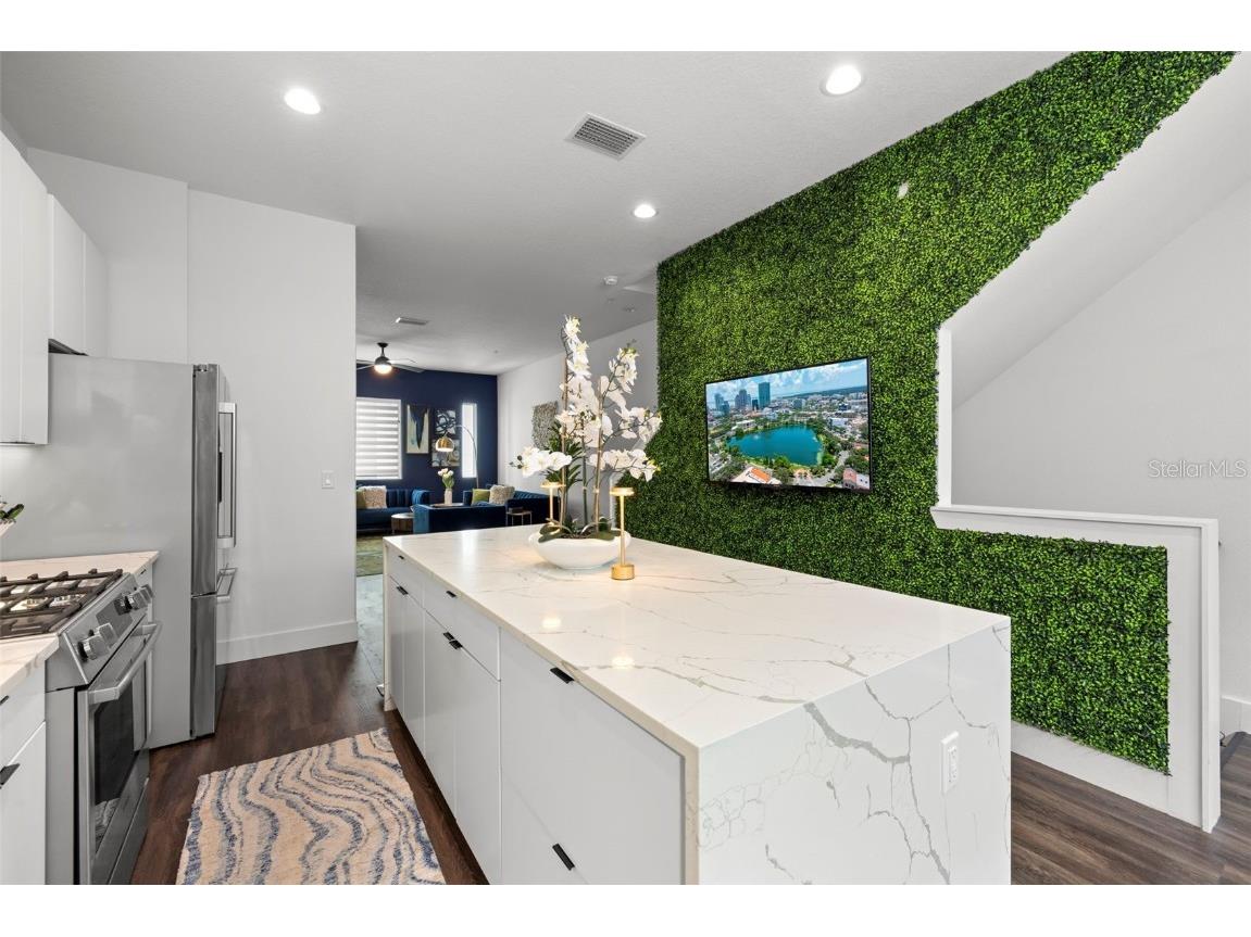 865 S 6 Avenue S #17 Saint Petersburg FL 33701 O6347517 image11