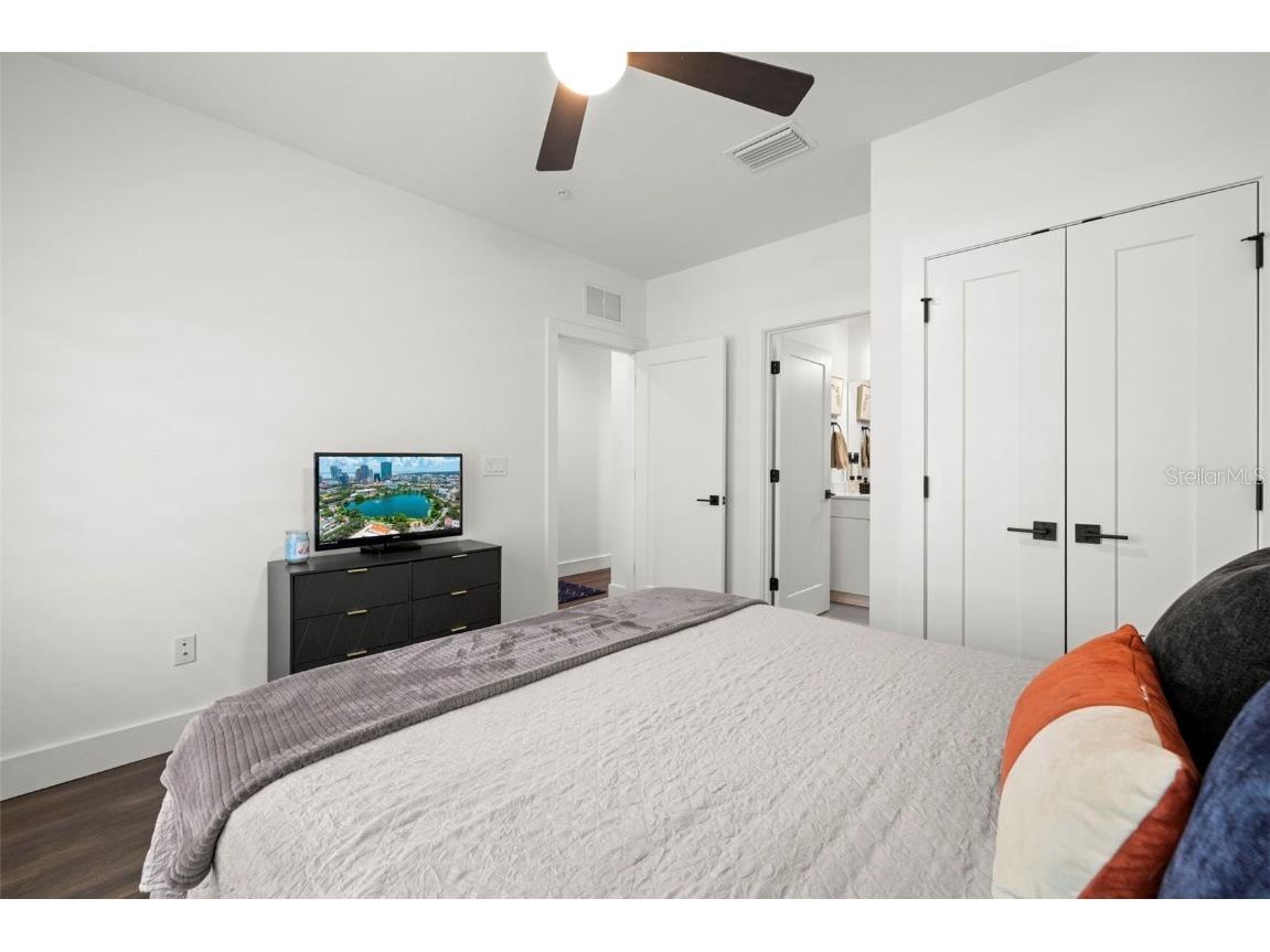 865 S 6 Avenue S #17 Saint Petersburg FL 33701 O6347517 image33