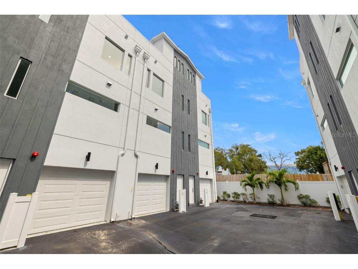 865 S 6 Avenue S #17 Saint Petersburg FL 33701 O6347517 image38