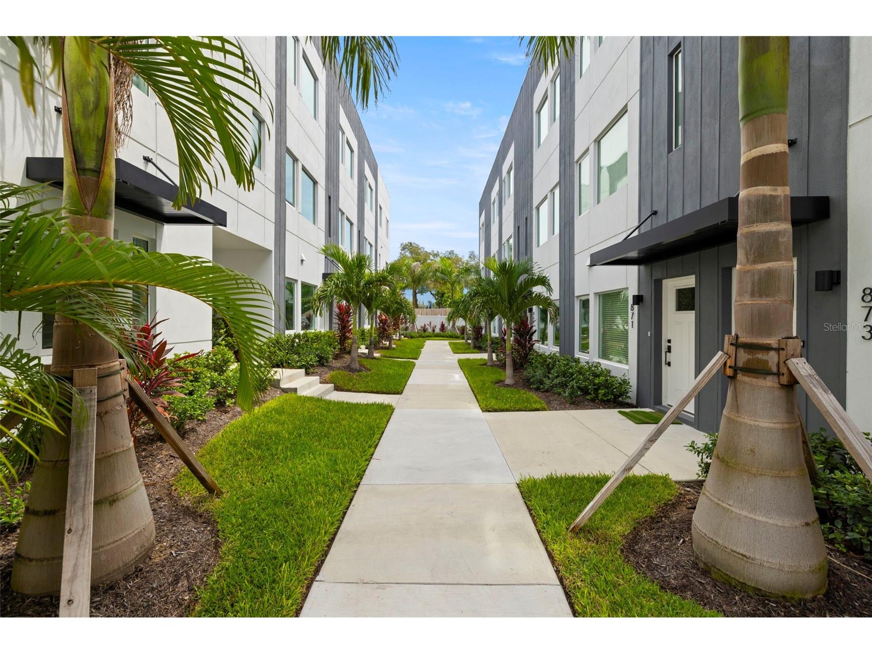 865 S 6 Avenue S #17 Saint Petersburg FL 33701 TB8472070 image1