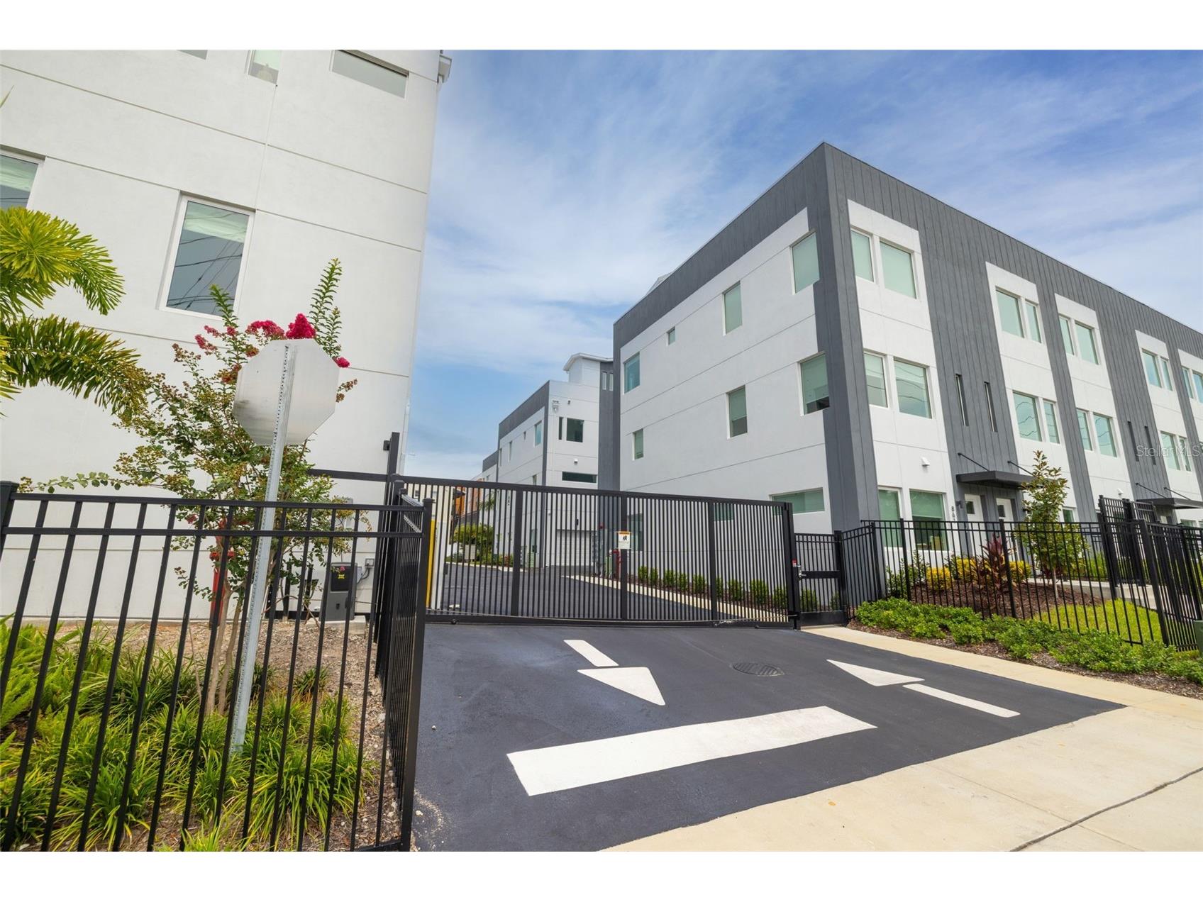 865 S 6 Avenue S #17 Saint Petersburg FL 33701 TB8472070 image31