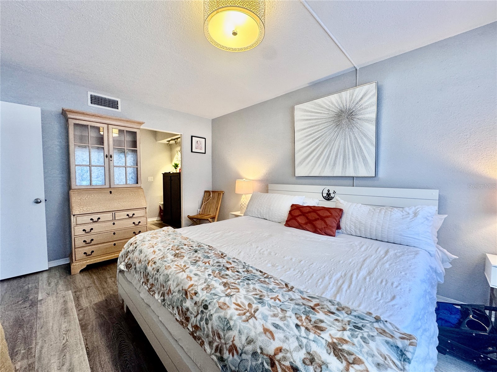 8651 10th Street N #130 Saint Petersburg FL 33702 TB8476468 image6