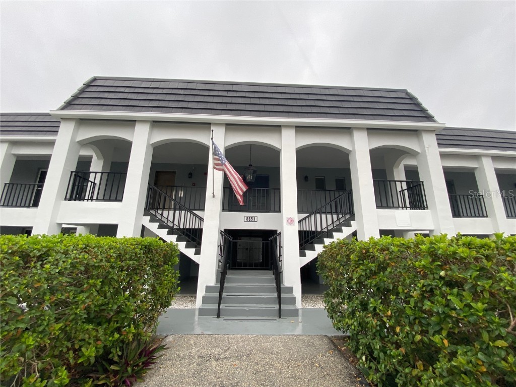 8651 10th Street N #210 Saint Petersburg FL 33702 U8231402 image1